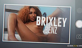 Brixley Benz - Taking The Perfect Pelfie